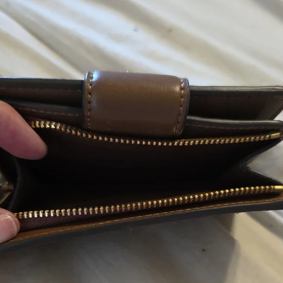 Coach Tan and Brown Signature Wallet - Picture 3 of 5